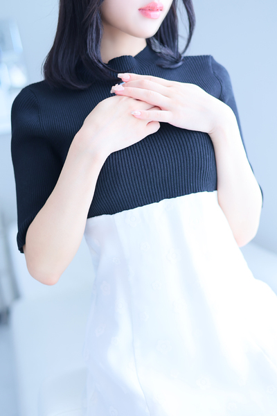 福岡博多風俗デリヘル 新人・李心(りこ) 写真